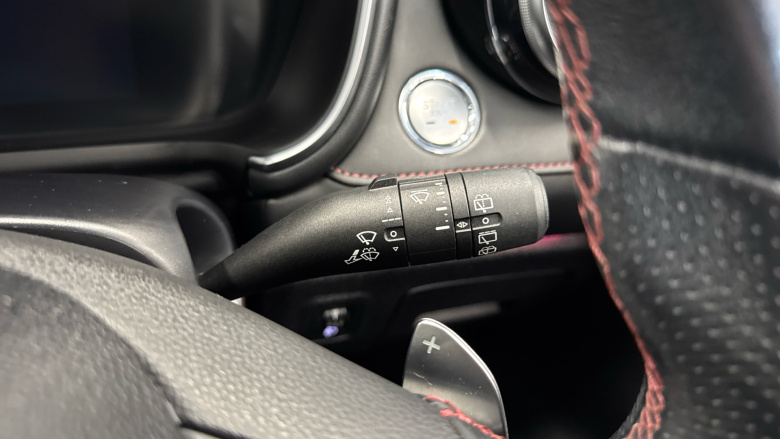 MG Hs 1.5 T-GDI Exclusive 5dr DCT Petrol Hatchback